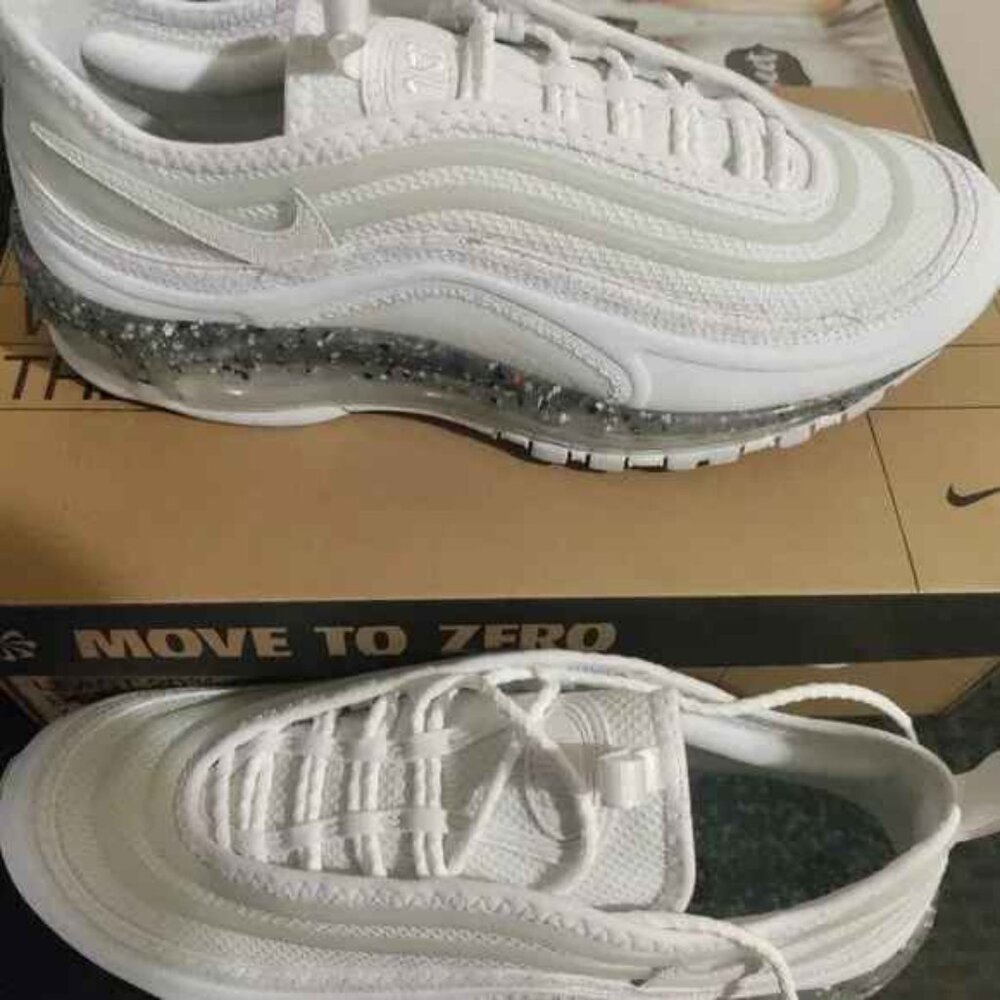 NIKE AIR MAX TERRASCAPE 97. [N.W.B.] - Picture 3 of 8
